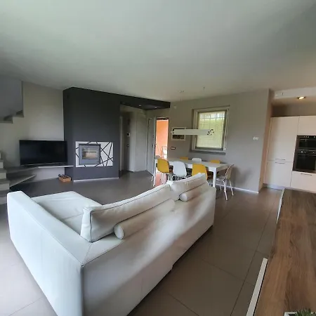 Maya Dom wakacyjny *